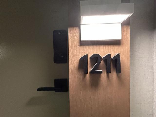 For Lease 1185 Dupont Street Unit# 1211, Toronto, Ontario