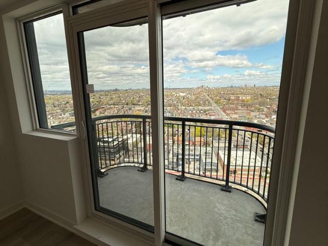 For Lease 1185 Dupont Street Unit# 2003, Toronto, Ontario