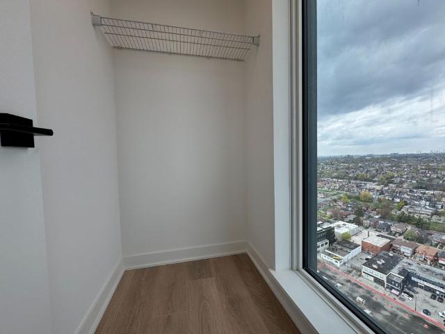 For Lease 1185 Dupont Street Unit# 2607, Toronto, Ontario
