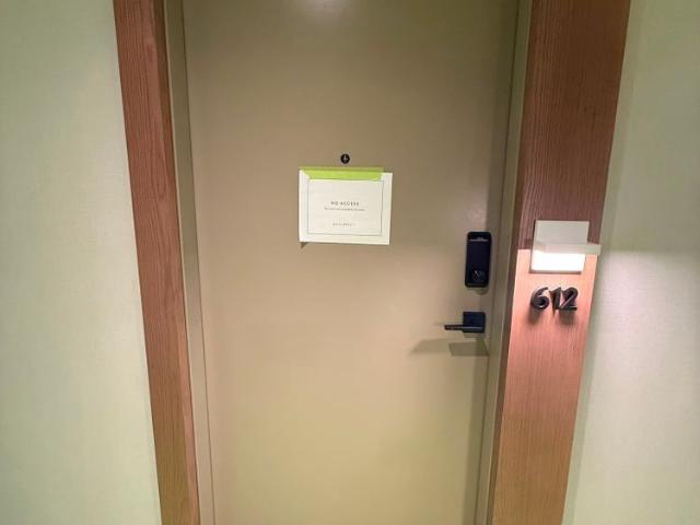 For Lease 1185 Dupont Street Unit# 612, Toronto, Ontario
