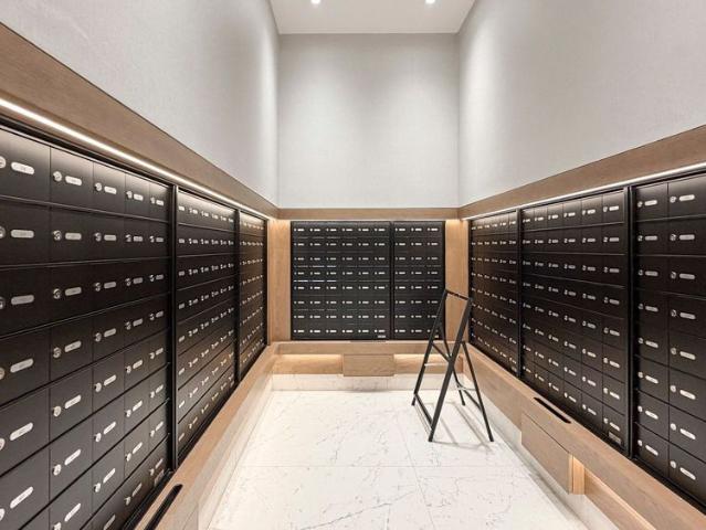 For Lease 1185 Dupont Street Unit# 802, Toronto, Ontario