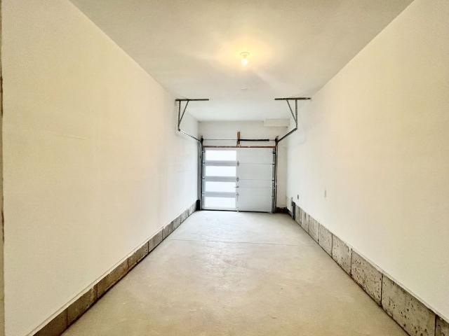 For Lease 1189 Dartmouth Crescent, Oakville, Ontario