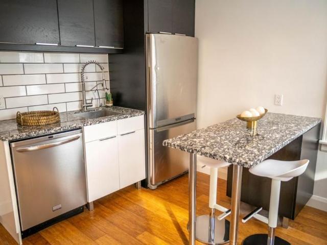 For Lease 119 Erb Street Unit# A Upper, Waterloo, Ontario