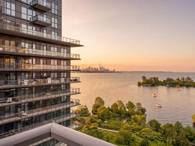 For Lease 110 Marine Parade Drive Unit# 1209, Toronto, Ontario
