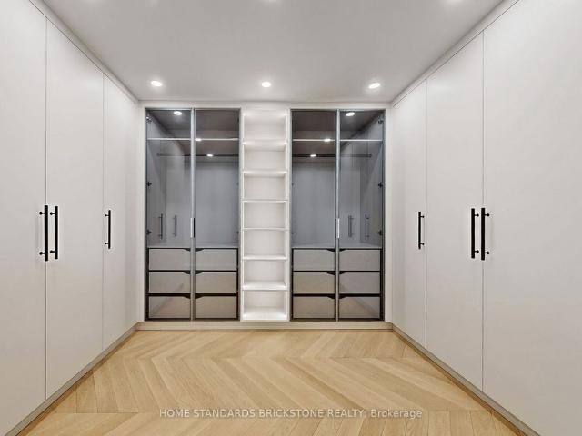 For Lease 110 Bloor Street Unit# 1009, Toronto, Ontario