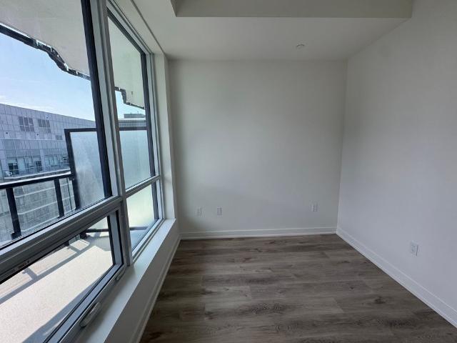 For Lease 110 Broadway Avenue Unit# LPH12 South Tower, Toronto, Ontario