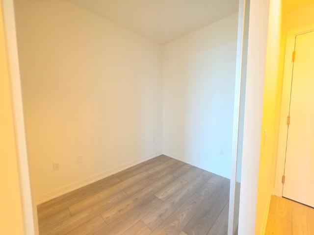 For Lease 110 Broadway Avenue Unit# 2910, Toronto, Ontario