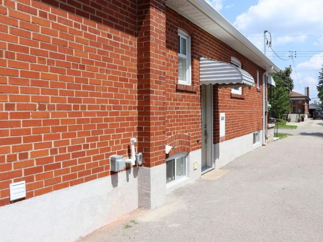 For Lease 110 Gilroy Drive, Toronto, Ontario