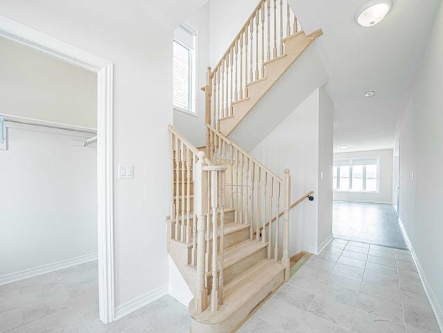 For Lease 1111 Black Cherry Drive, Oshawa, Ontario