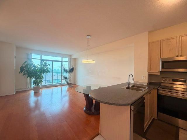 For Lease 11121 Yonge Street Unit# 422, Richmond Hill, Ontario