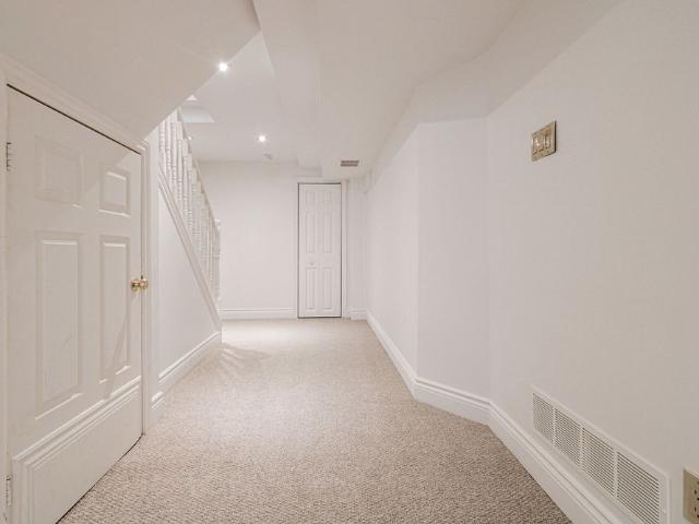 For Lease 1114 Lindsay Drive, Oakville, Ontario