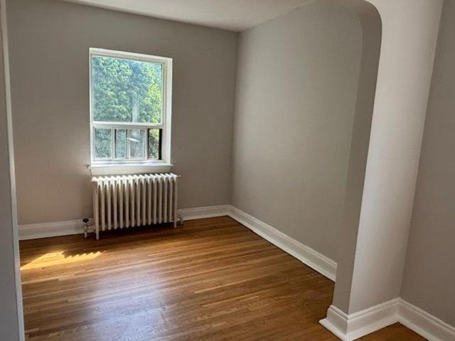 For Lease 111 Oriole Parkway Unit# 306, Toronto, Ontario