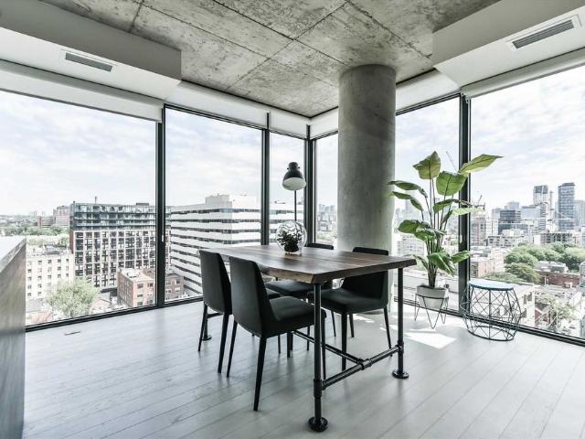 For Lease 111 Bathurst Street Unit# 908, Toronto, Ontario