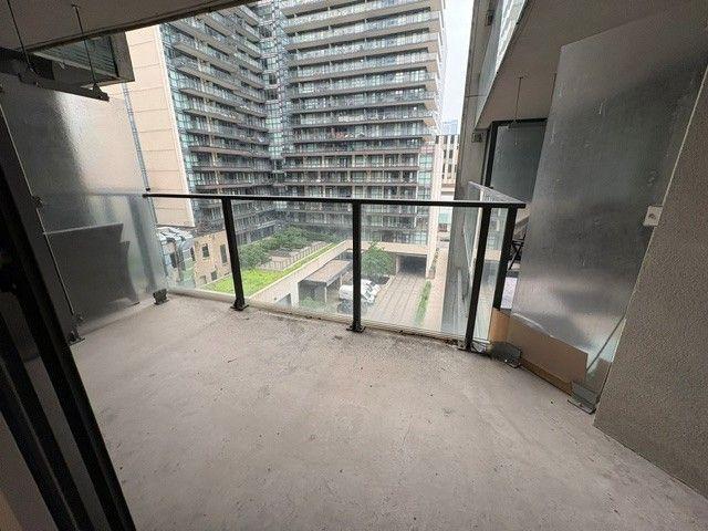 For Lease 111 Elizabeth Street Unit# 953, Toronto, Ontario