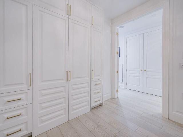 For Lease 111 Forsythe Street Unit# 1003, Oakville, Ontario