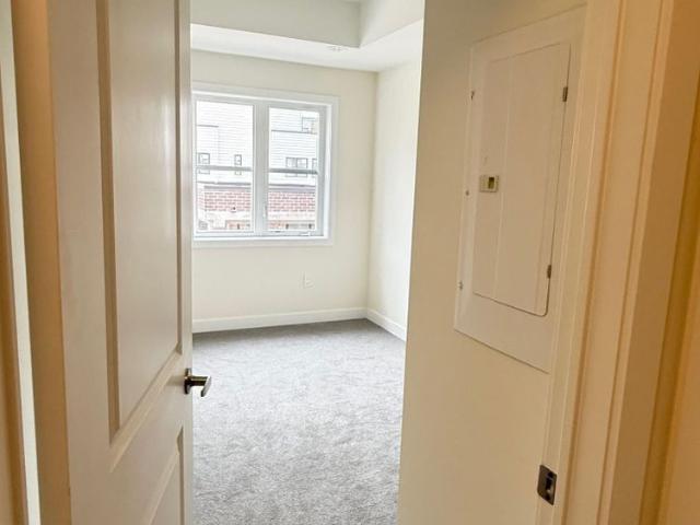 For Lease 111 15100 Yonge Street Unit# 235, Aurora, Ontario