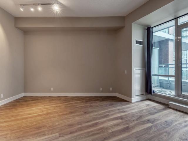 For Lease 112 George Street Unit# S403, Toronto, Ontario