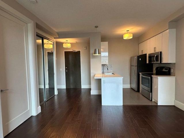 For Lease 112 King Street Unit# 512, Hamilton, Ontario