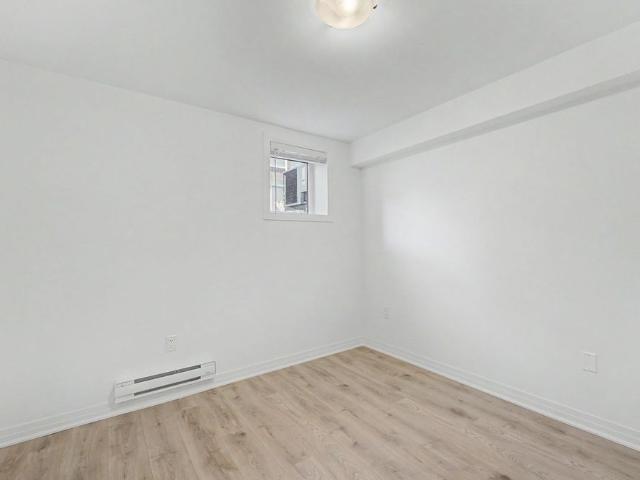 For Lease 112 West Oak Trail Unit# Lower, Barrie, Ontario