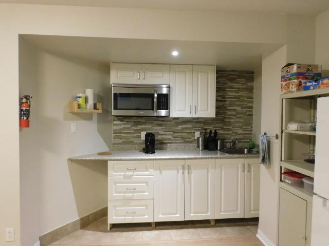 For Lease 1132 Queen Street, Mississauga, Ontario