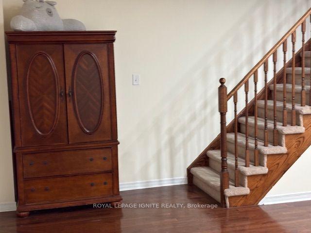 For Lease 11 Curran Hall Crescent, Toronto, Ontario