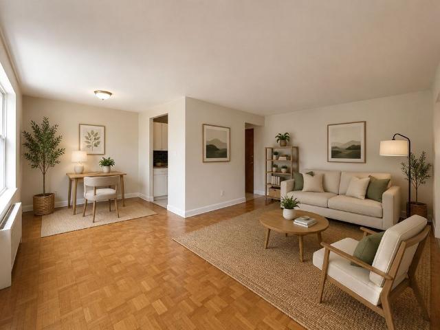 For Lease 11 Glenburn Avenue Unit# 304, Toronto, Ontario