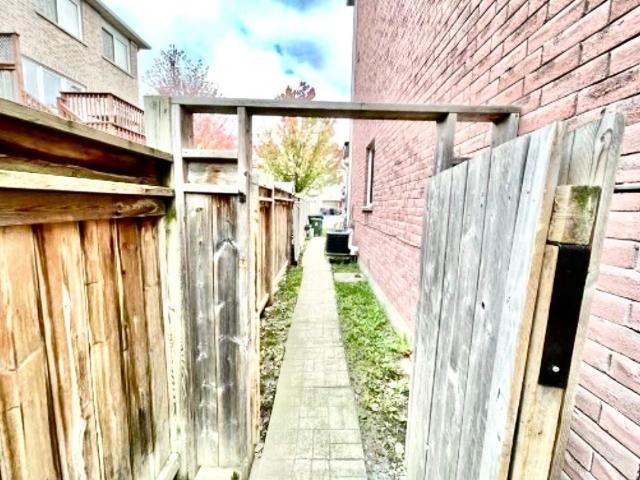 For Lease 11 Etienne Street Unit# Lower, Toronto, Ontario