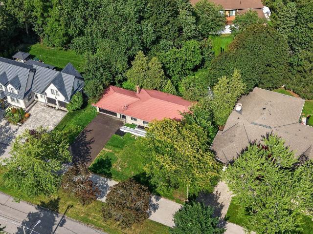 For Lease 11 Faircroft Boulevard, Toronto, Ontario