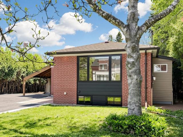 For Lease 11 Johnson Road, Aurora, Ontario