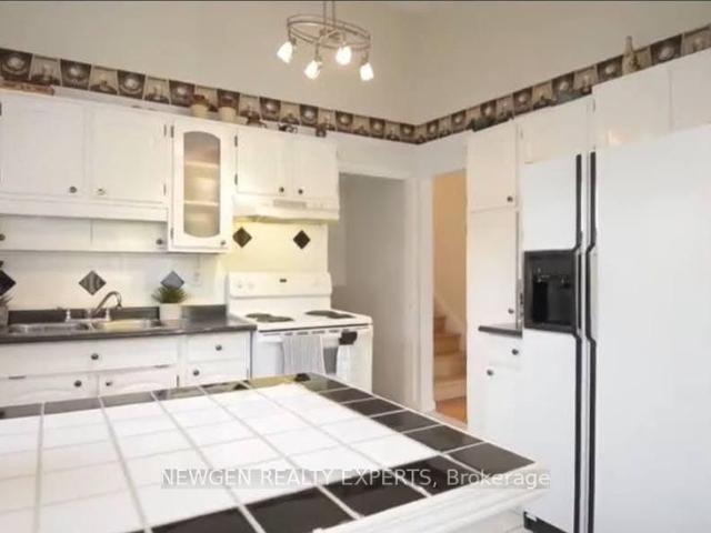 For Lease 11 Lawrence Crescent, Brampton, Ontario