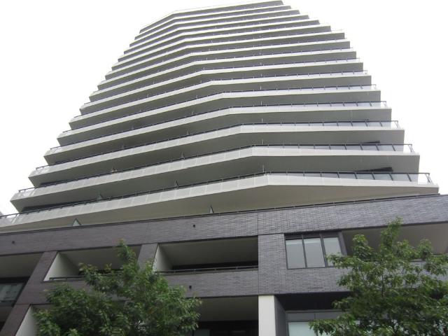 For Lease 11 Lillian Street Unit# 1202, Toronto, Ontario