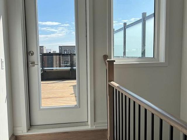 For Lease 11 Lytham Green Circle Unit# 21, Newmarket, Ontario