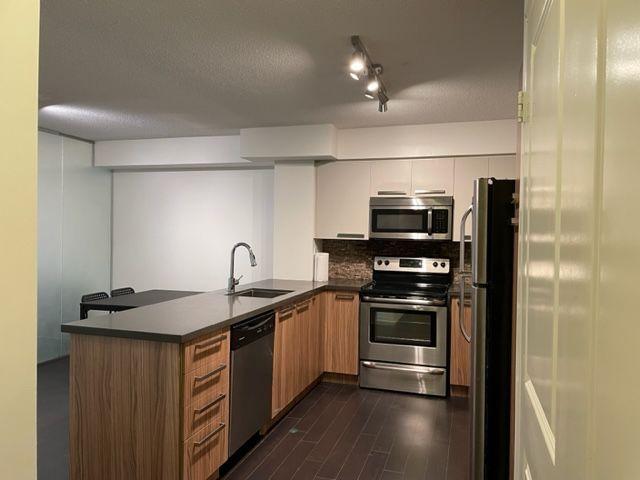 For Lease 11 St Joseph Street Unit# 1405, Toronto, Ontario