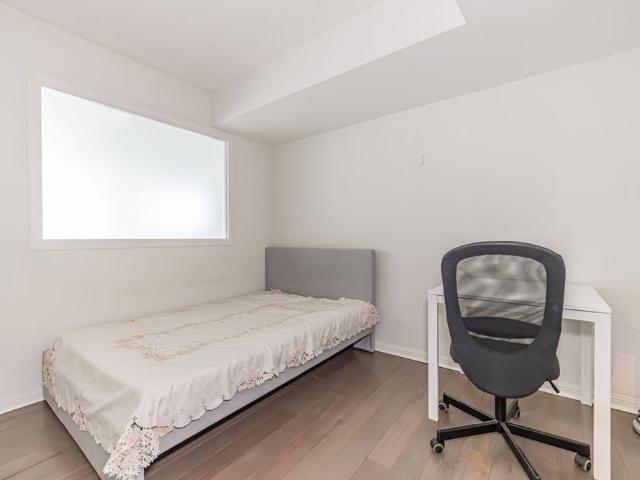 For Lease 11 St Joseph Street Unit# 1802, Toronto, Ontario