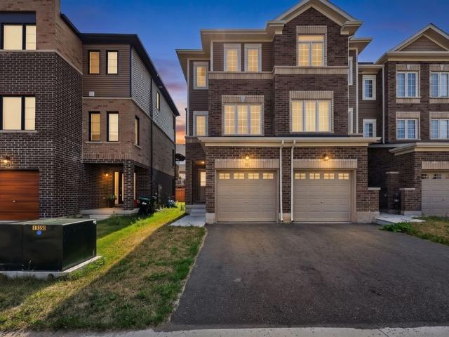 For Lease 11 Pumpkin Corner Crescent, Barrie, Ontario