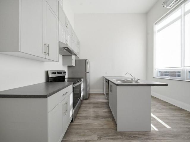 For Lease 11 Queen Street Unit# 303, Brantford, Ontario
