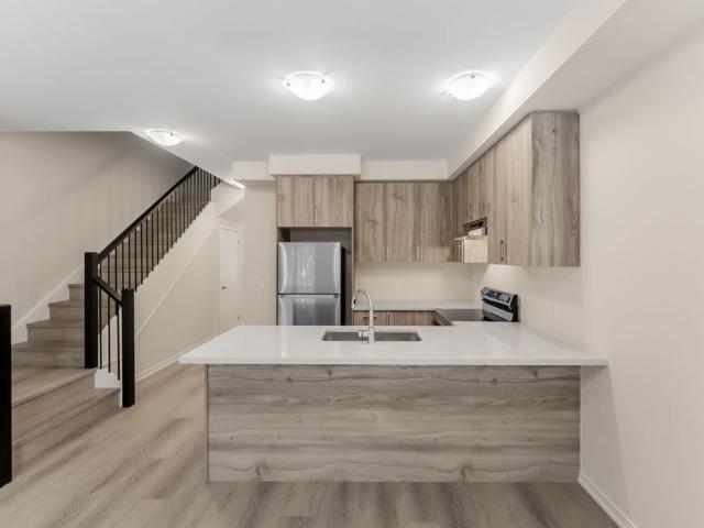 For Lease 11 Radium Common, Cambridge, Ontario