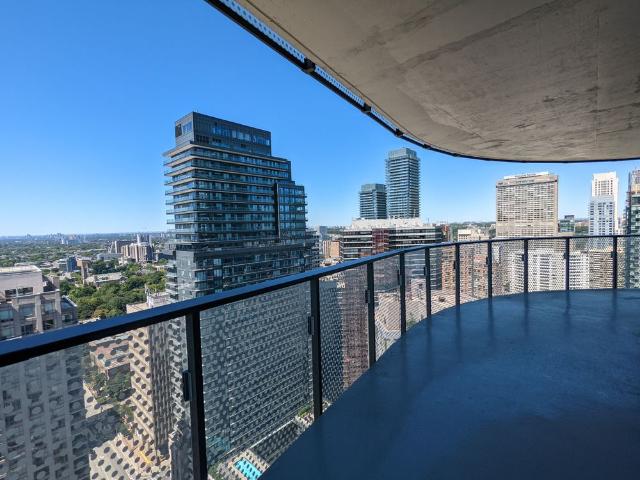 For Lease 11 Wellesley St W Avenue Unit# 3308, Toronto, Ontario