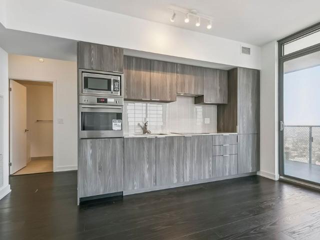 For Lease 11 Wellesley St W Avenue Unit# 5408, Toronto, Ontario