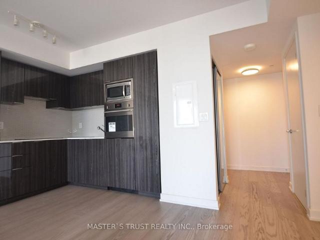 For Lease 11 Wellesley Street Unit# 2206, Toronto, Ontario