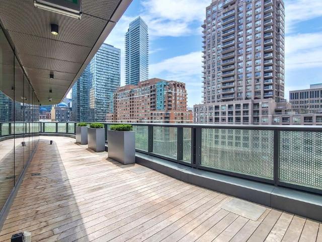 For Lease 11 Wellesley Street Unit# 3407, Toronto, Ontario
