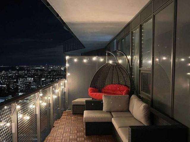 For Lease 11 Wellesley Street Unit# 5102, Toronto, Ontario