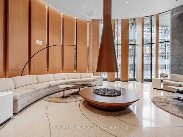 For Lease 11 WELLESLEY WEST Street Unit# 2811, Toronto, Ontario