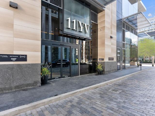 For Lease 11 Yorkville Avenue Unit# 2907, Toronto, Ontario
