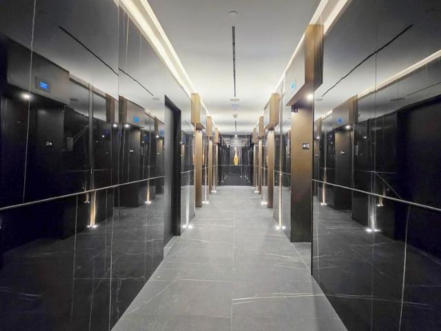 For Lease 11 Yorkville Avenue Unit# 2112, Toronto, Ontario