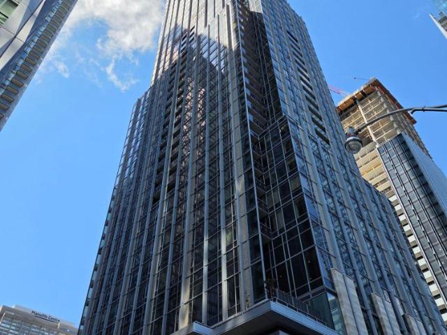 For Lease 11 Yorkville Avenue Unit# 5103, Toronto, Ontario