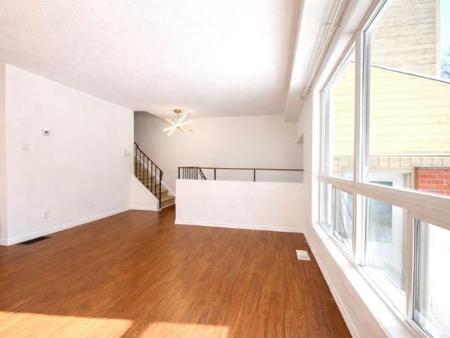 For Lease 11C Sonnet Crescent, Bells Corners and South to Fallowfield, Ontario