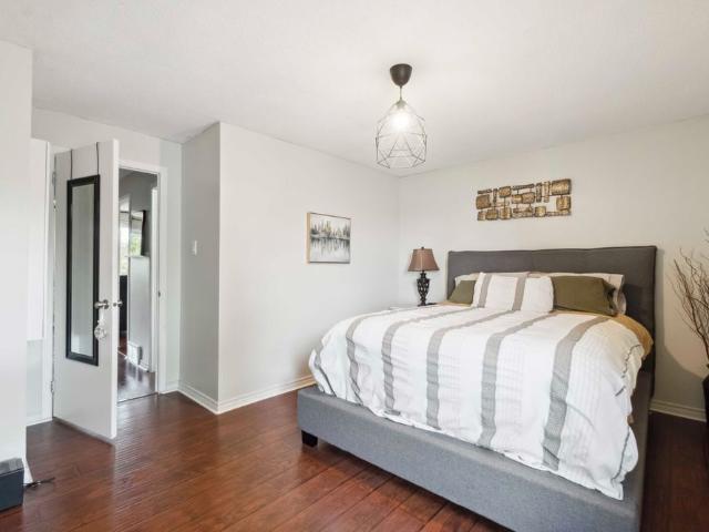 For Lease 1248 Bethamy Lane Unit# 203, Beacon Hill North South and Area, Ontario