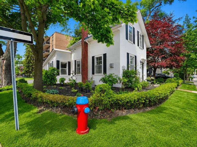 For Lease 124 Chisholm Street, Oakville, Ontario