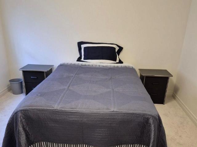 For Lease 124 Sailors Landing N/A Unit# Room, Clarington, Ontario